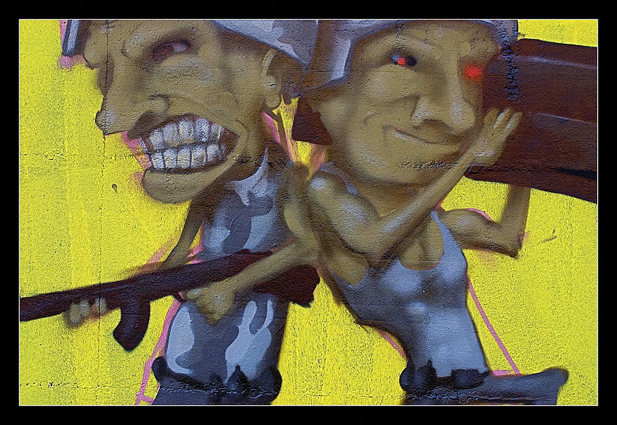 i cattivi fanno ancora la guerra