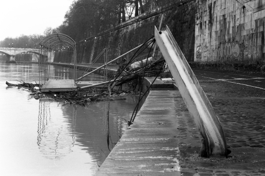 Il Tevere dopo la piena