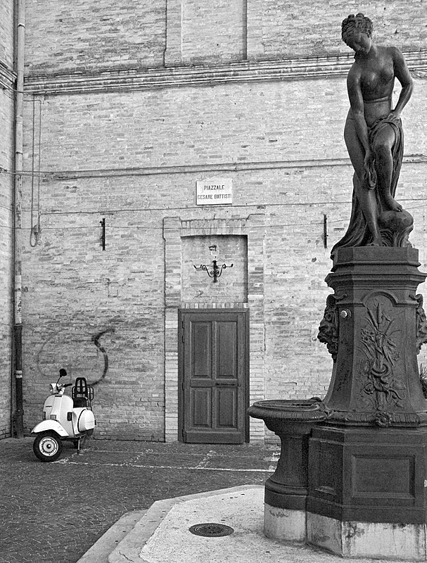 piazzale Cesare Battisti