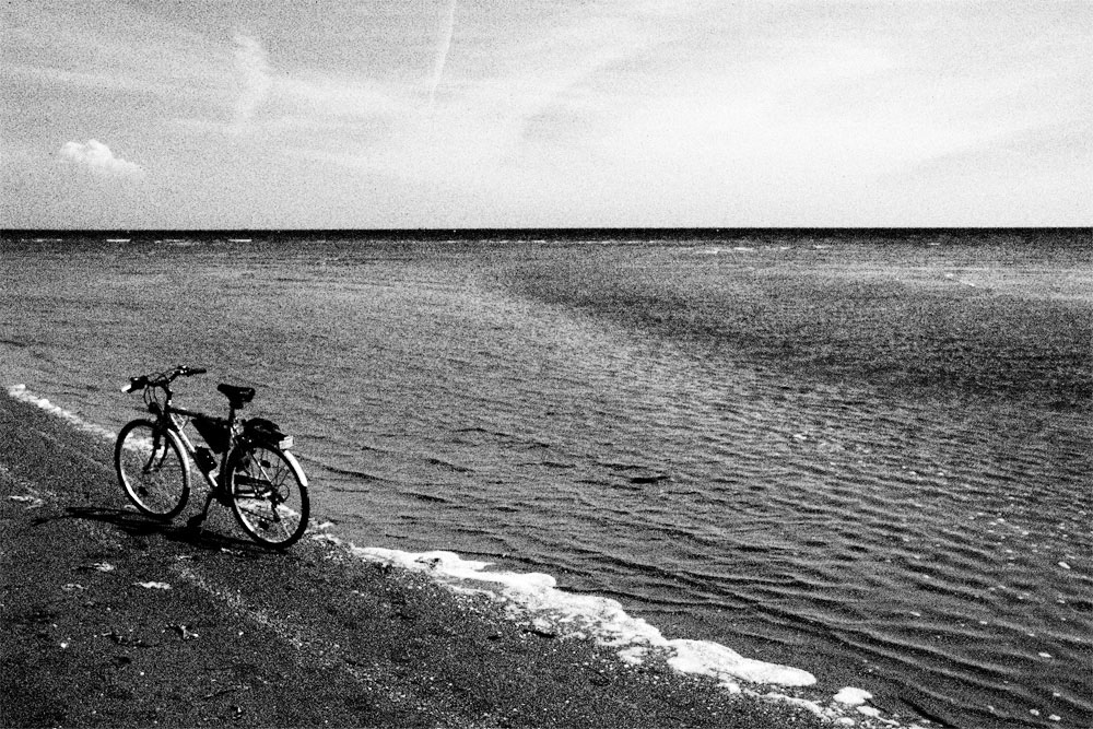 Spiaggia, mare e bicicletta