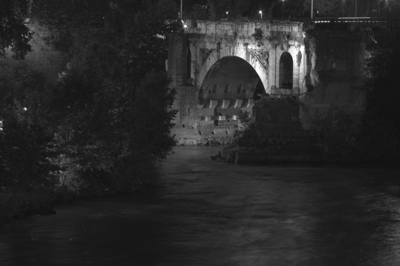 un ponte con la storia