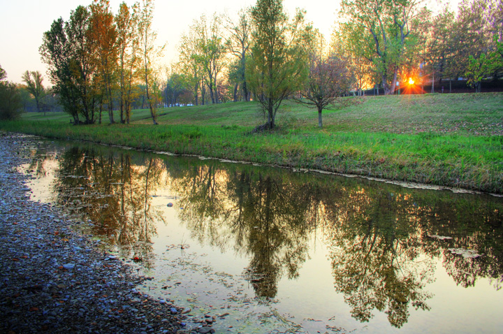 Tramonto al fiume
