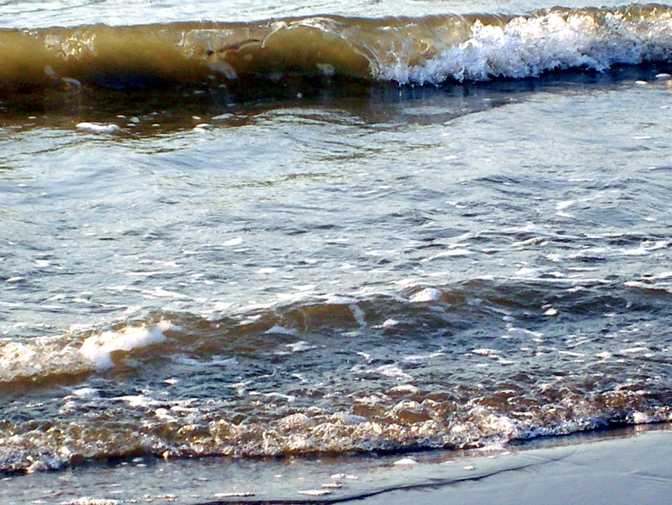 08  020209 Onde sul bagnaasciuga 2