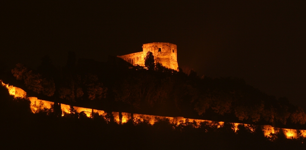 Fortezza by night