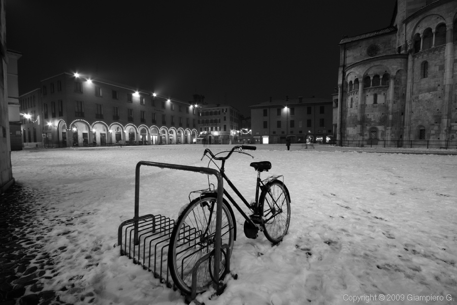 Modena Piazza Grande  B N