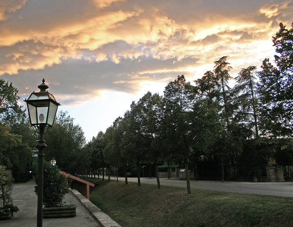 Lampione al tramonto