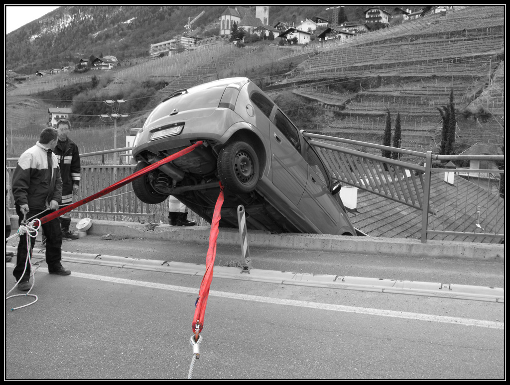 Appesa a due cinghie...