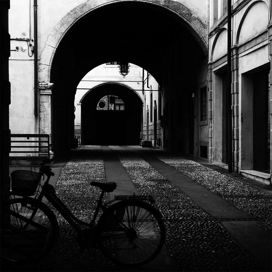 Bicicletta con portico