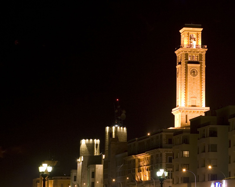 Bari di notte - Il campanile