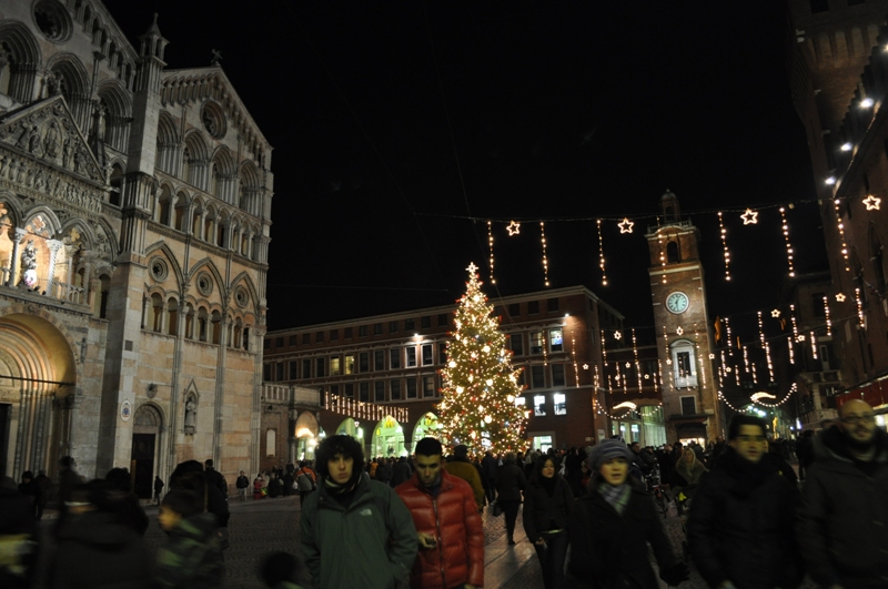 Ferrara di notte