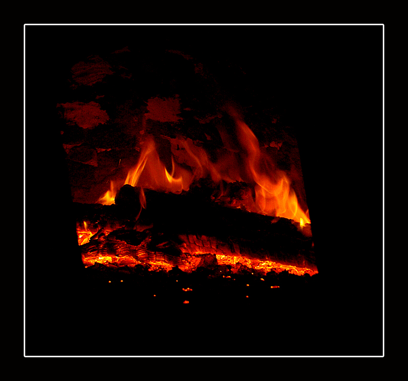 Il fuoco uno dei quattro elementi della natura