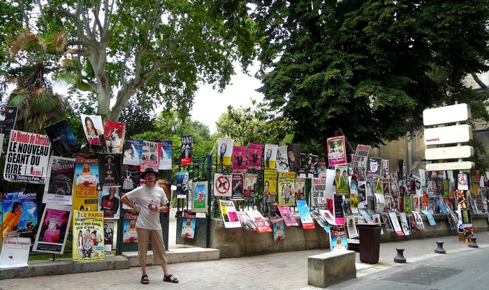 un turiste � Avignon