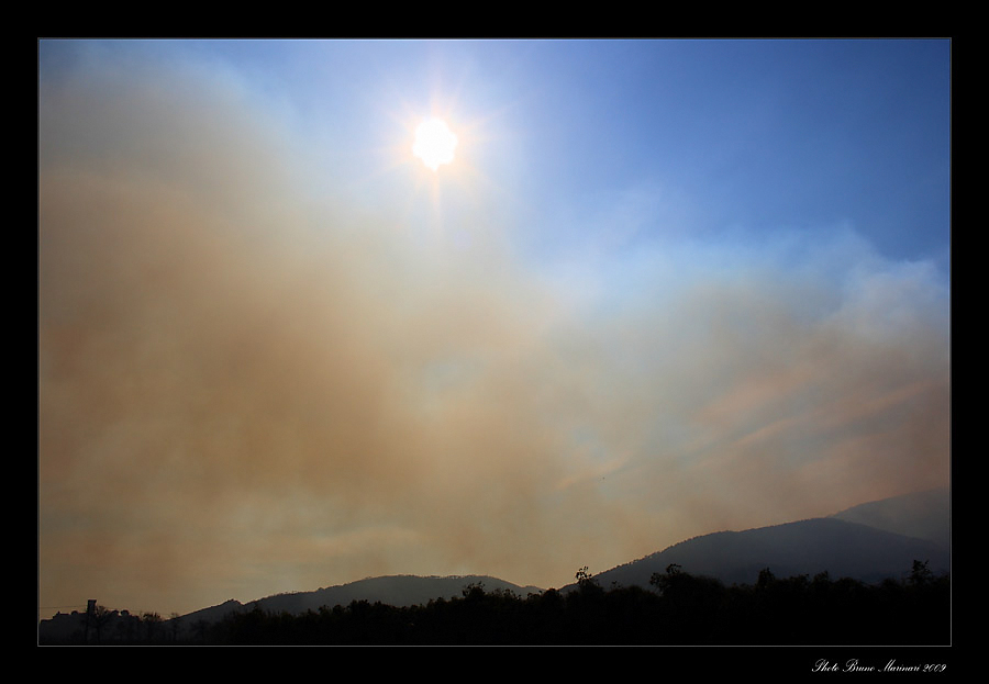 Incendio sui monti Pisani
