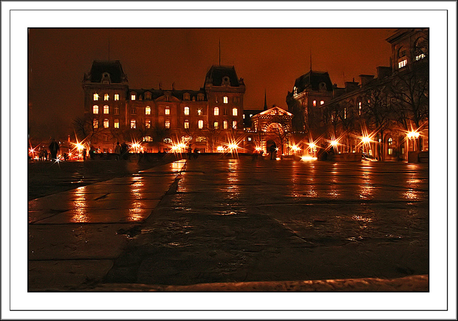 Place de Notre Dame - notturno