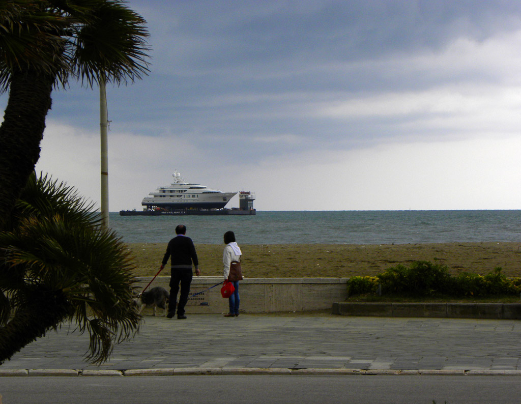 .........Al guinzaglio........