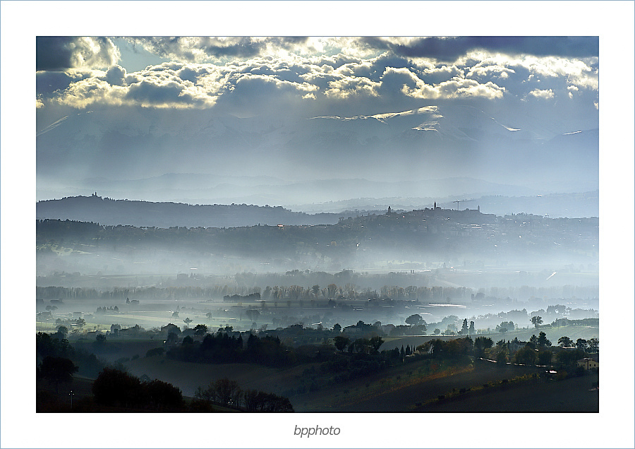 ...paesaggio marchigiano...