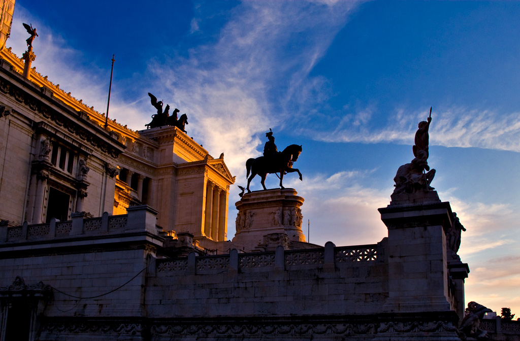 Visioni pseudo-patriottiche