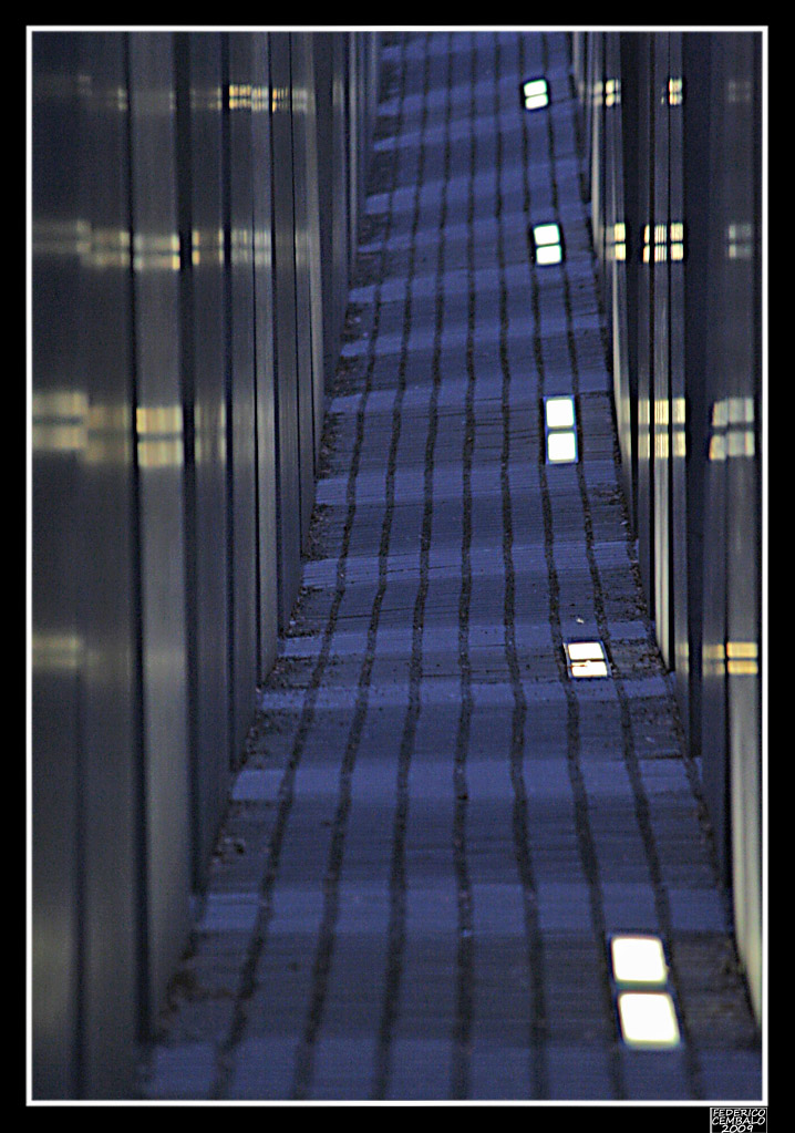 Monumento olocausto 1