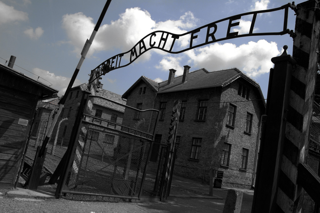 il lavoro rende liberi