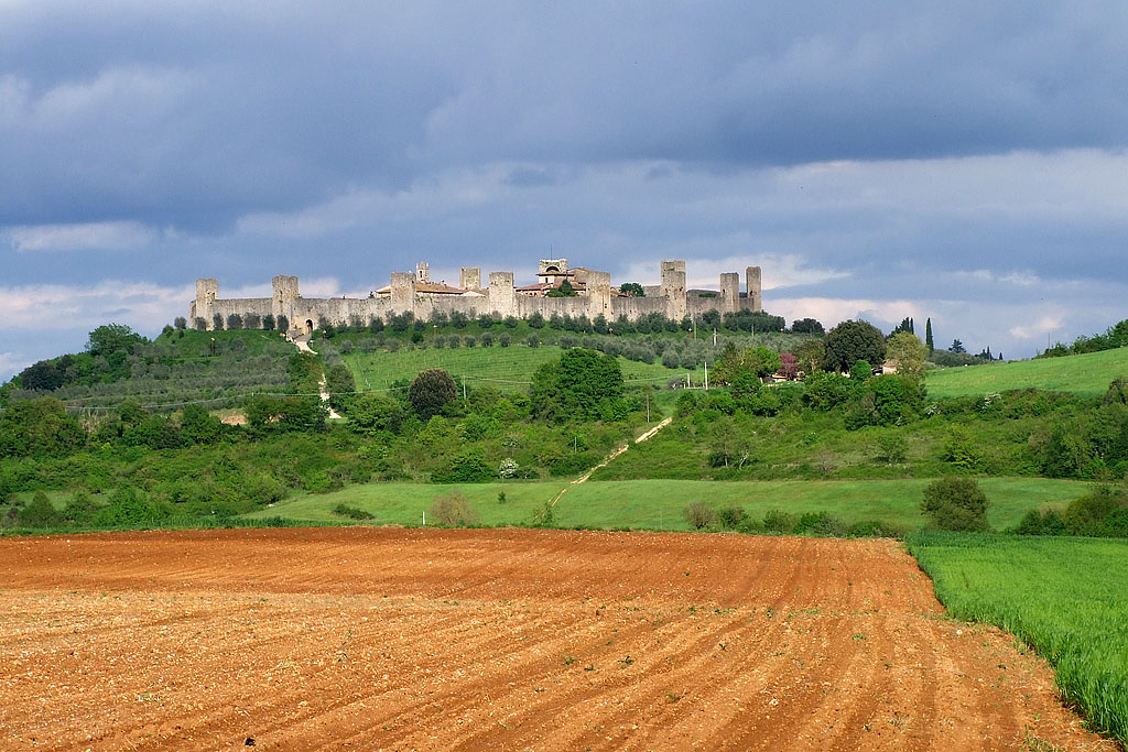 Nubi a Monteriggioni....