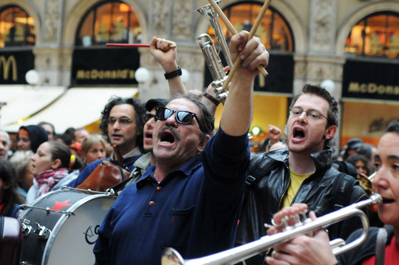 Milano - Manifestazione antifascista 5-4-2009 (2)