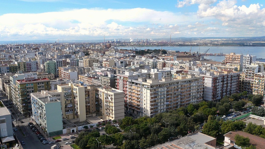 Taranto dal 19� piano...