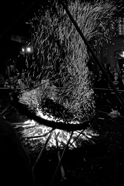 Le castagne sul fuoco