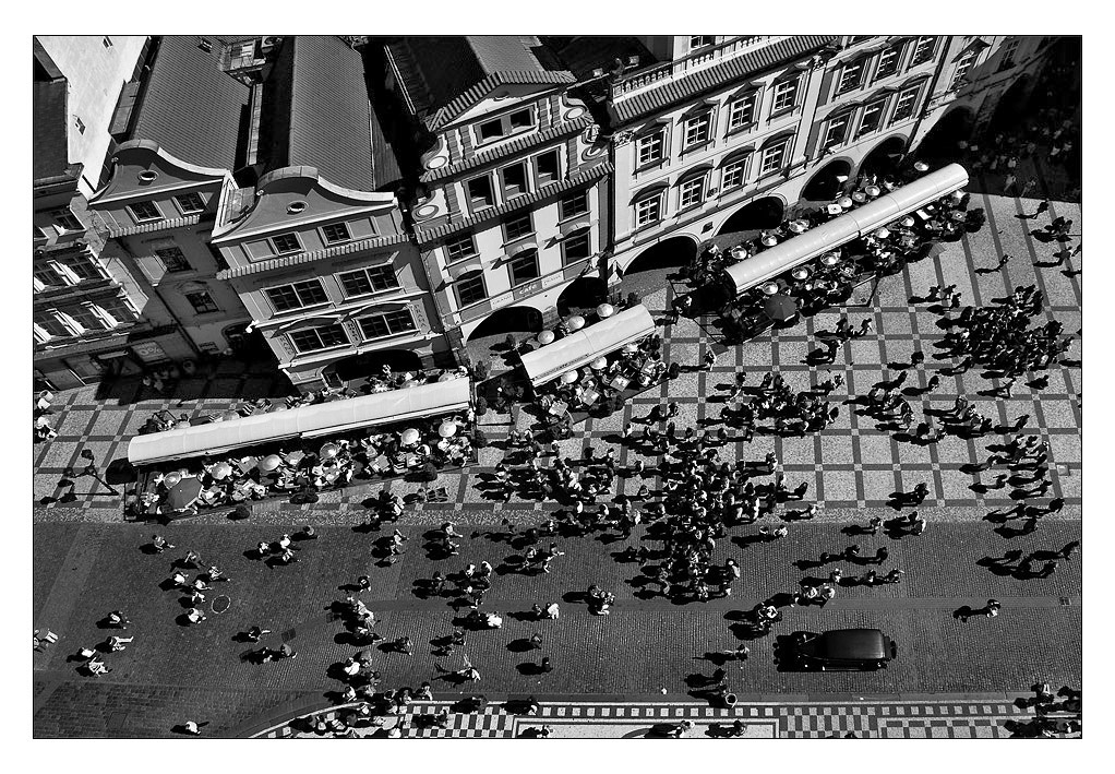 a piombo sulla piazza