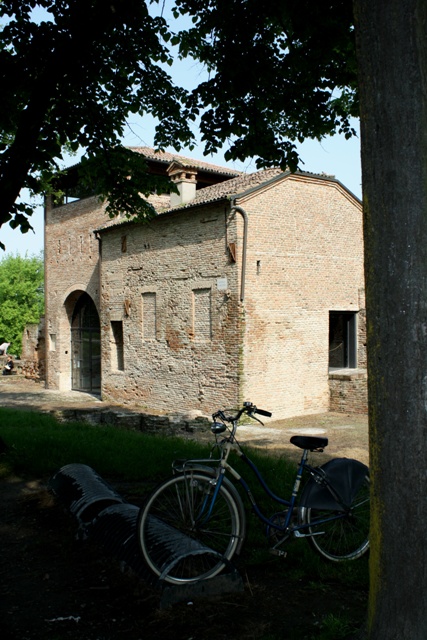 Le mura di Ferrara -particolare-