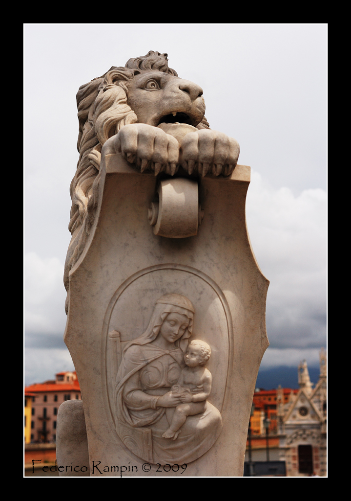 Leone - Ponte sull'Arno