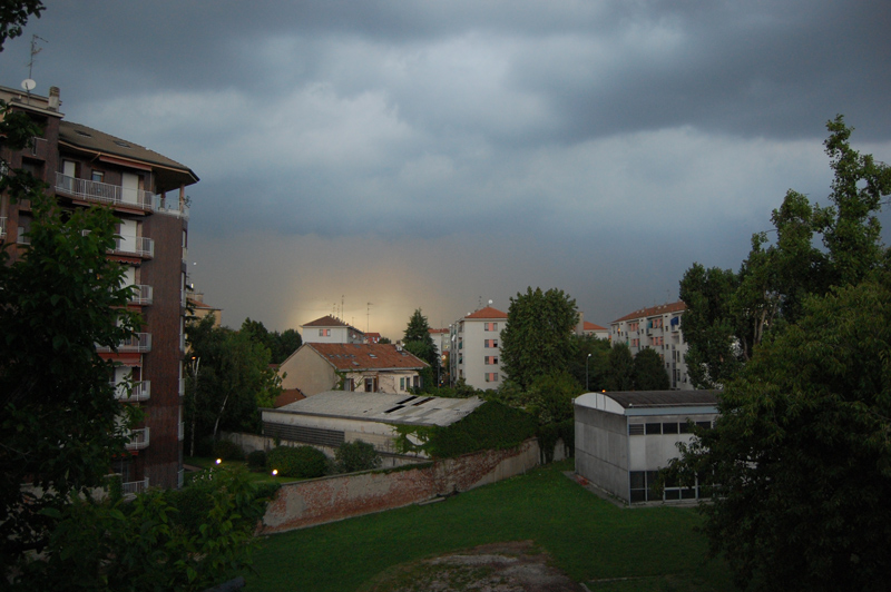 Cosa succede l� in lontananza ?