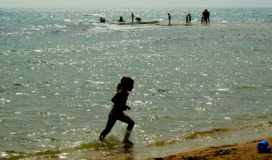 Lei, l' innaffiatoio e i ges� di punta secca