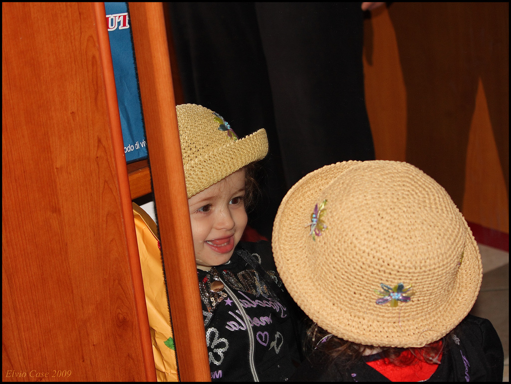 Specchiandosi.......