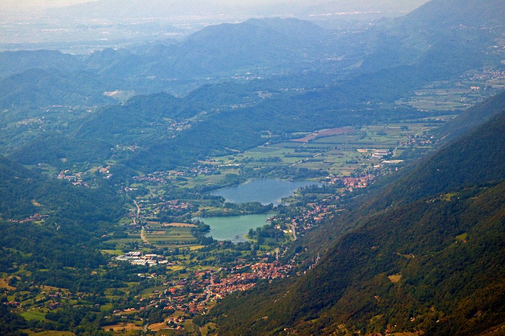 Laghi revine