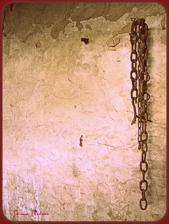 Vecchia catena arrugginita