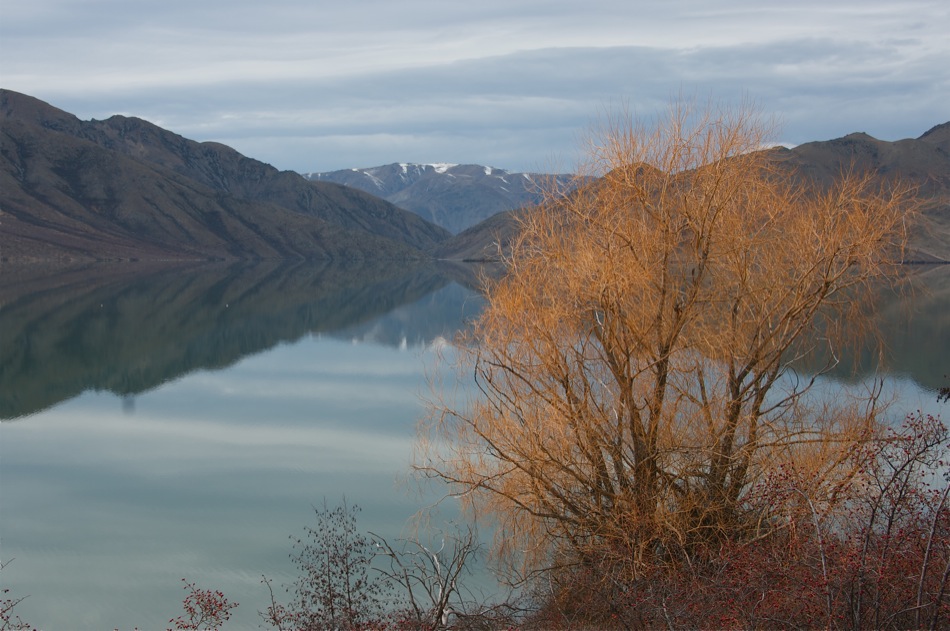 Lake Aviemore - New Zealand