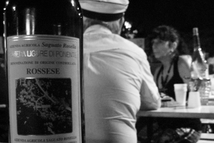 Donne  marinai, vino e guai