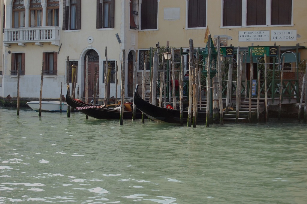 parcheggio gondole