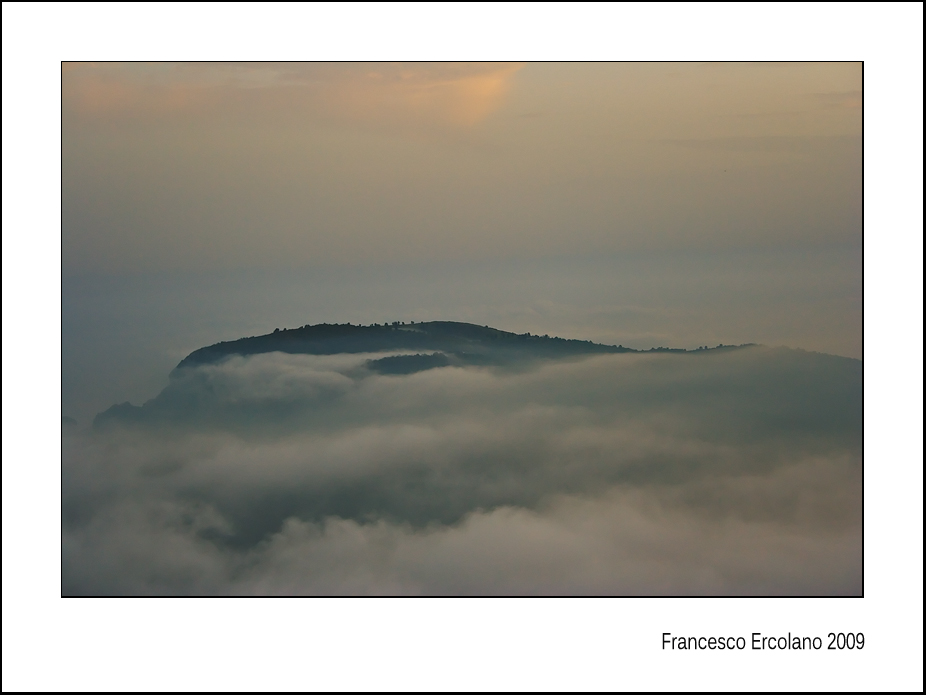 Con La Nebbia Nel Cuore...