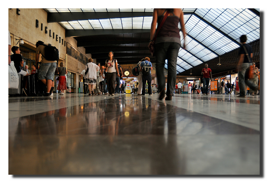 Gente che va, gente che viene !