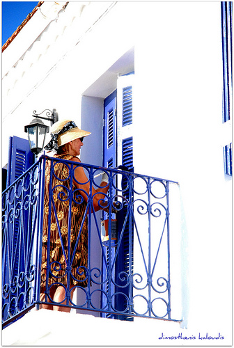 painting under the summer sun