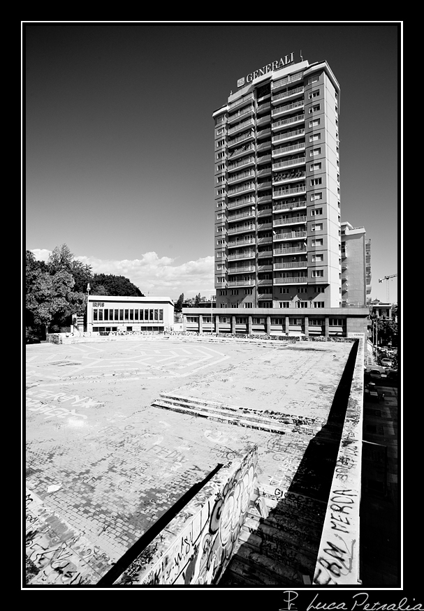 Il "grattacielo" di Catania