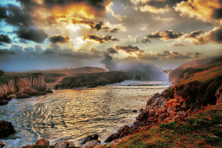 Tramonto con burrasca