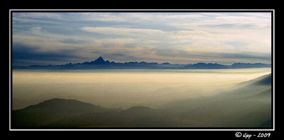 Monviso sopra le nubi
