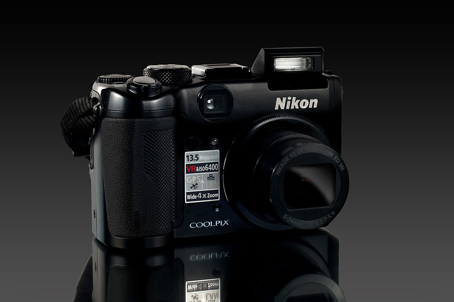Nikon P6000