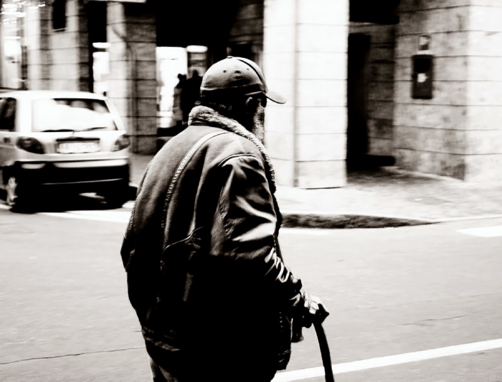 Cinico osservatore del carnevale umano