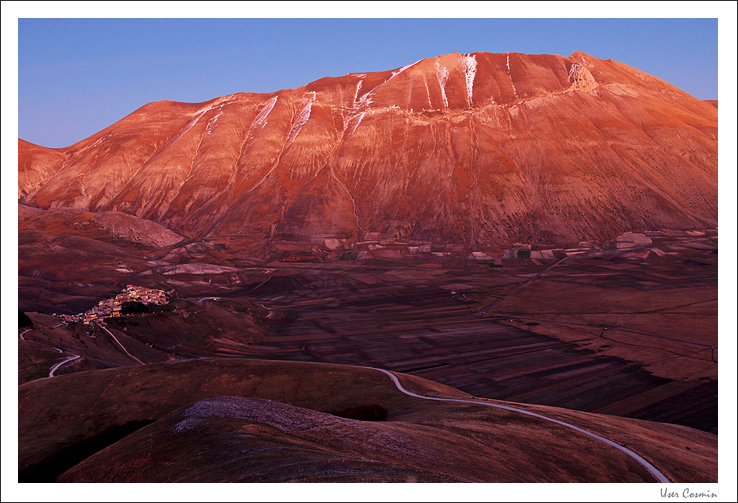 Castelluccio al tramonto