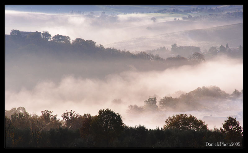 ...ancora nebbiolina...