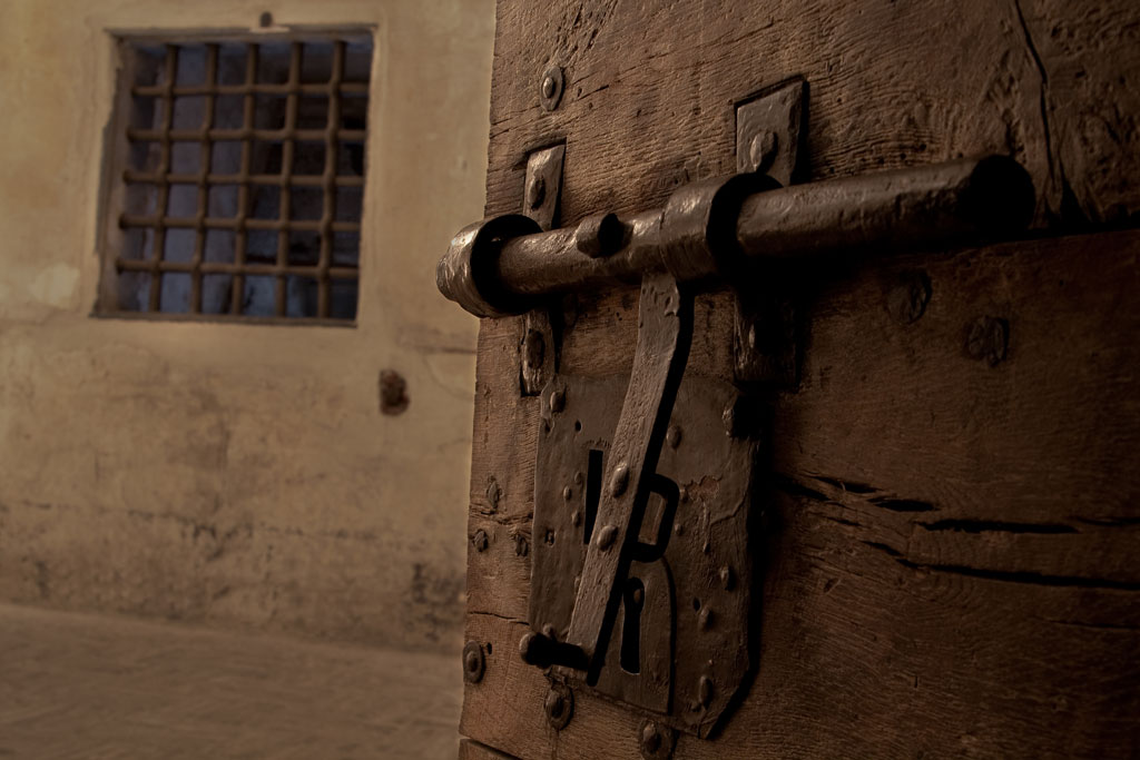 lasciate ogni speranza voi che entrate