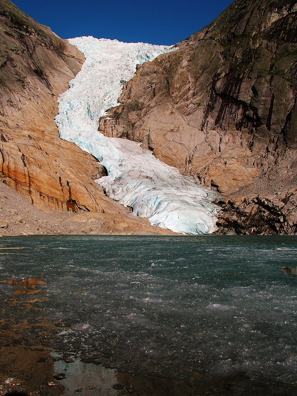 Briksdalsbreen